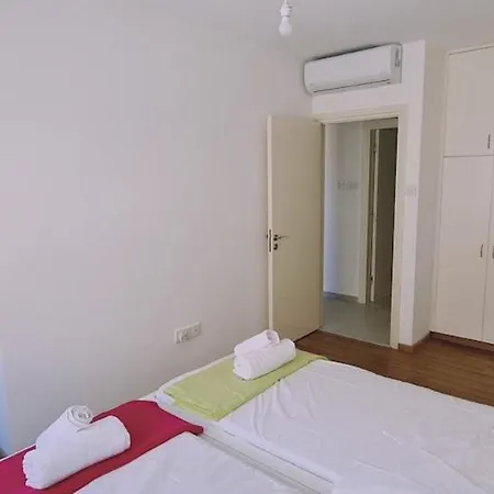 Napa Blue Apartman Ajía Nápa